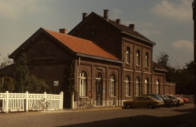 ENAME  77-209.jpg
